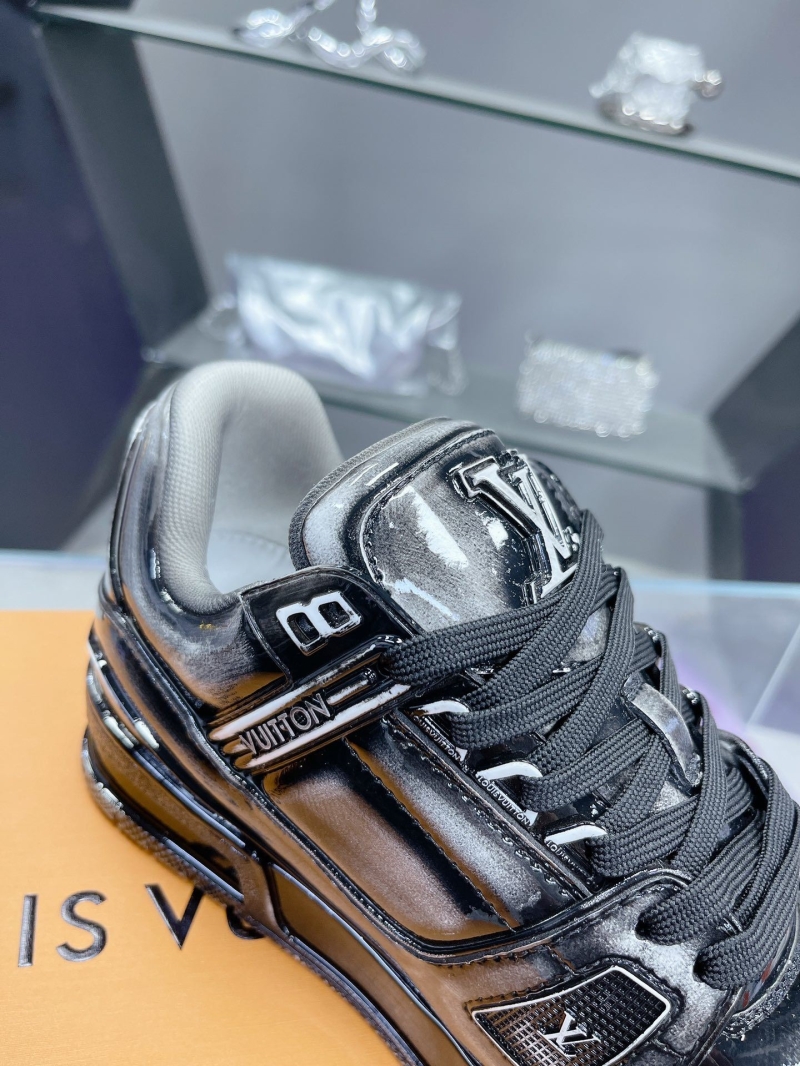 Louis Vuitton Sneakers